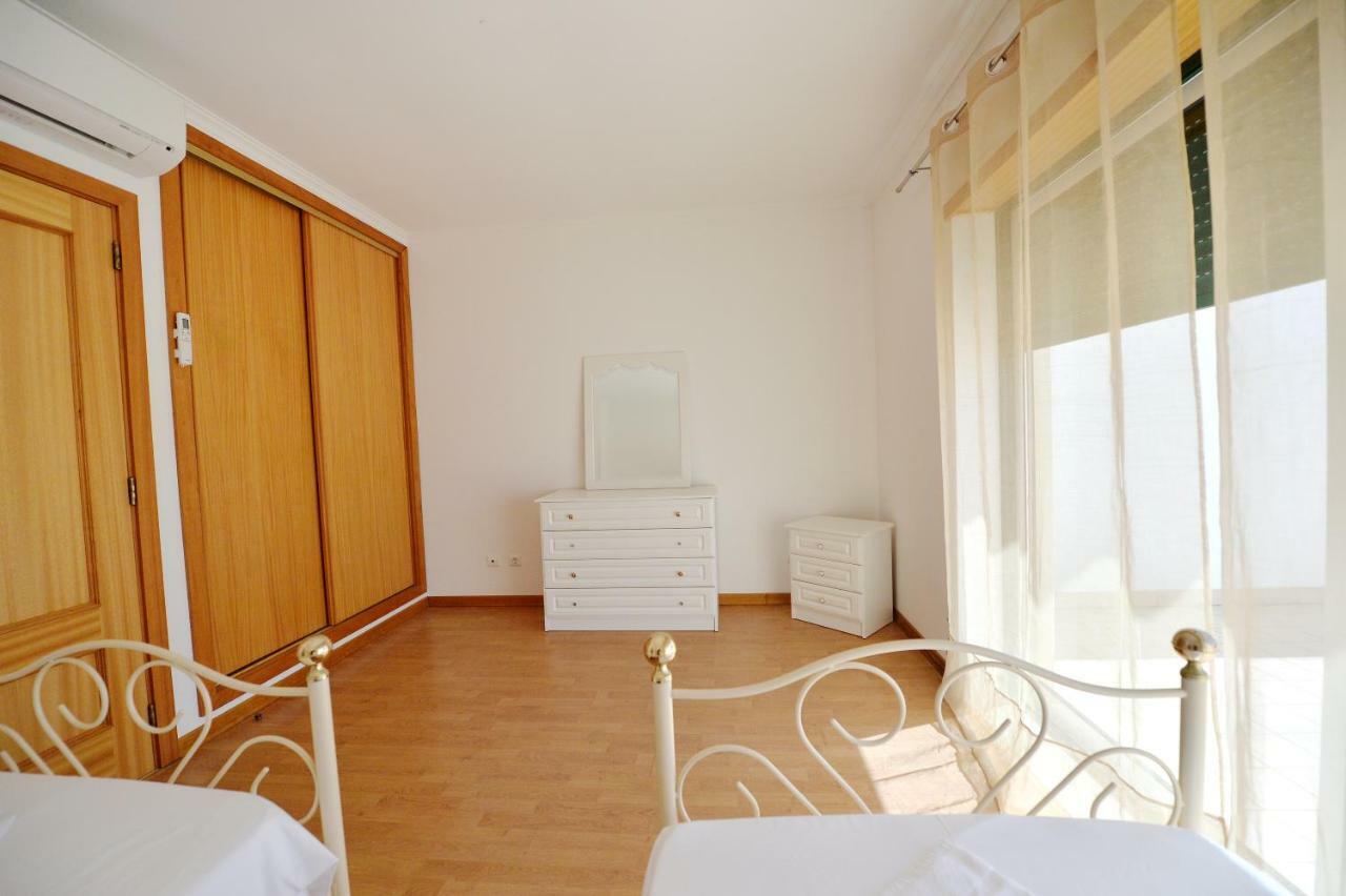 Townhouse Next To Falesia Beach アルブフェイラ エクステリア 写真